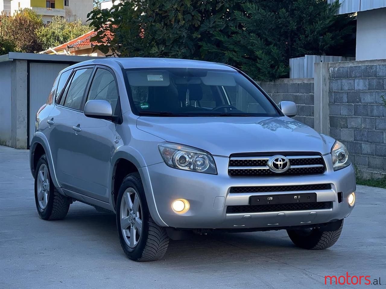 2007' Toyota RAV4 photo #1