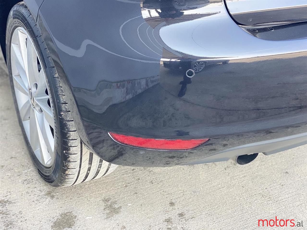 2012' Volkswagen Golf photo #5