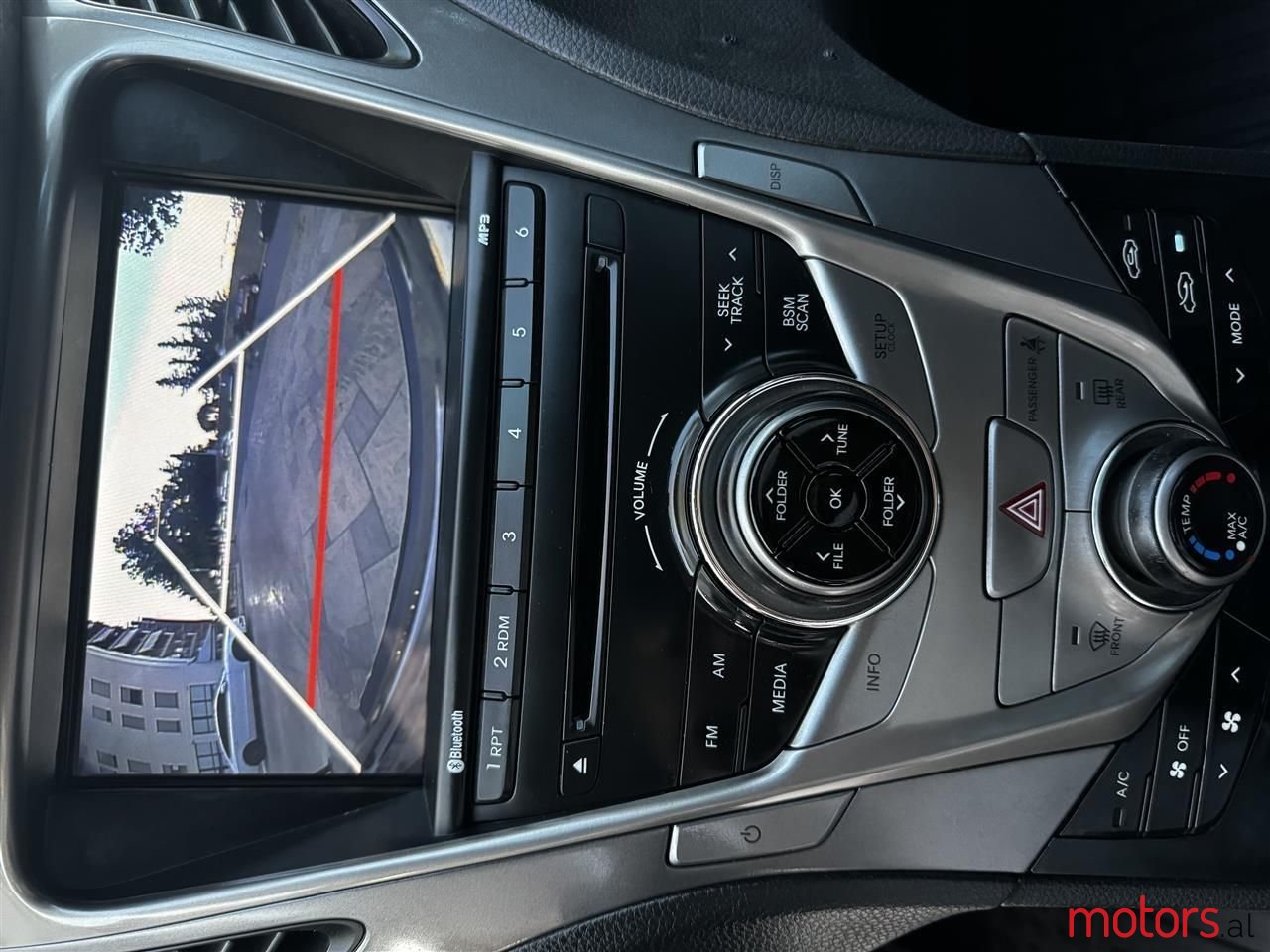 2012' Hyundai Grandeur photo #2