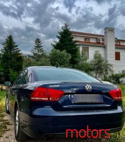 2014' Volkswagen Passat photo #4