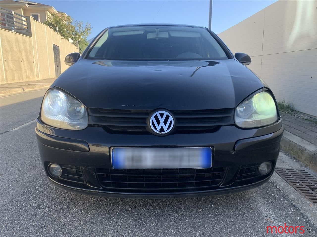 2004' Volkswagen Golf photo #6