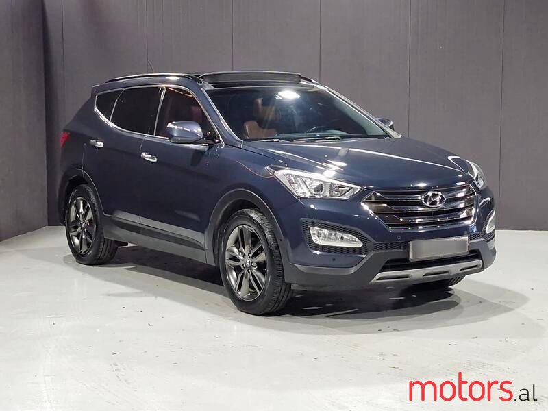 2013' Hyundai Santa Fe photo #4