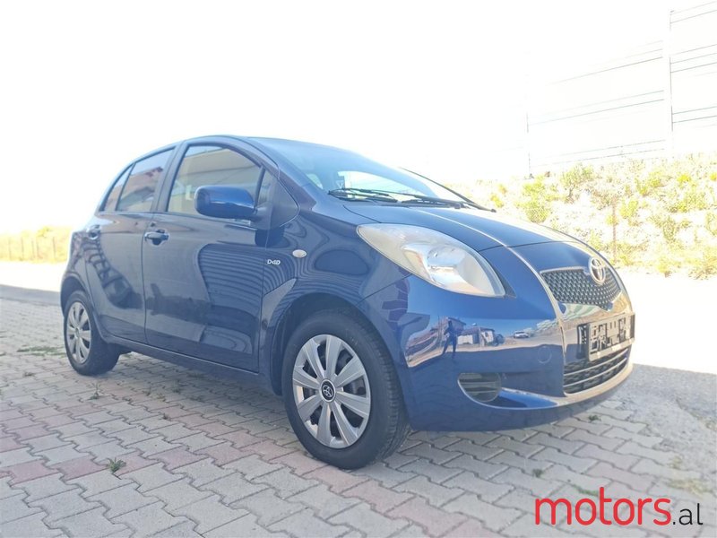 2006' Toyota Yaris photo #2