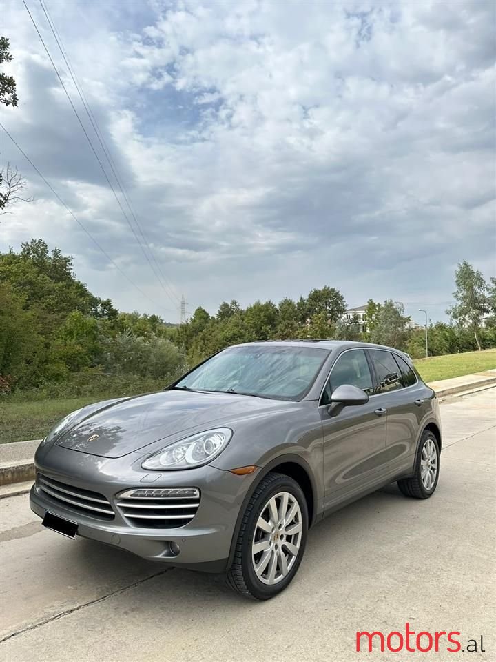 2014' Porsche Cayenne photo #6