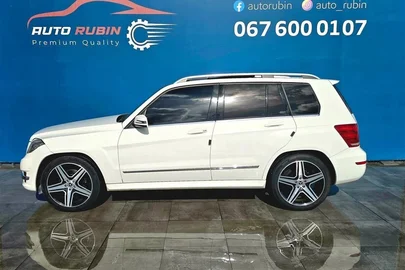 2013' Mercedes-Benz GLK 220