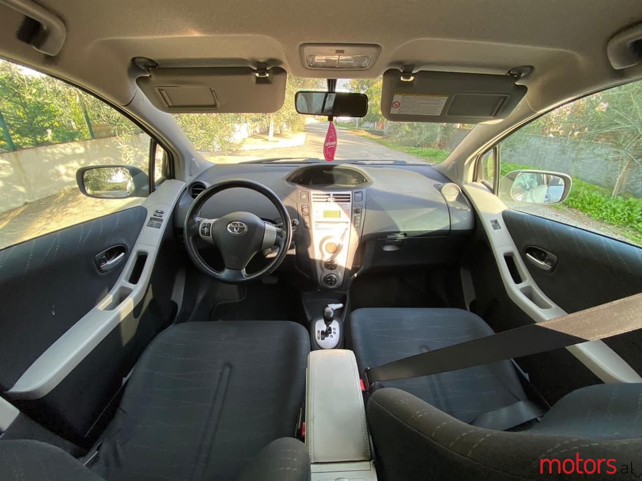 2007' Toyota Yaris photo #6