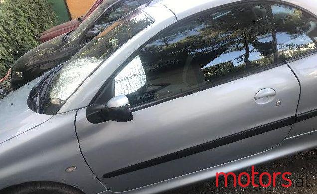 2003' Peugeot 206 photo #1