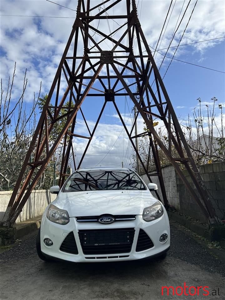 2015' Ford Focus photo #2