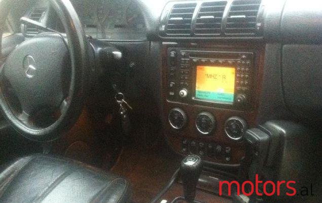 2001' Mercedes-Benz ML-Class photo #3