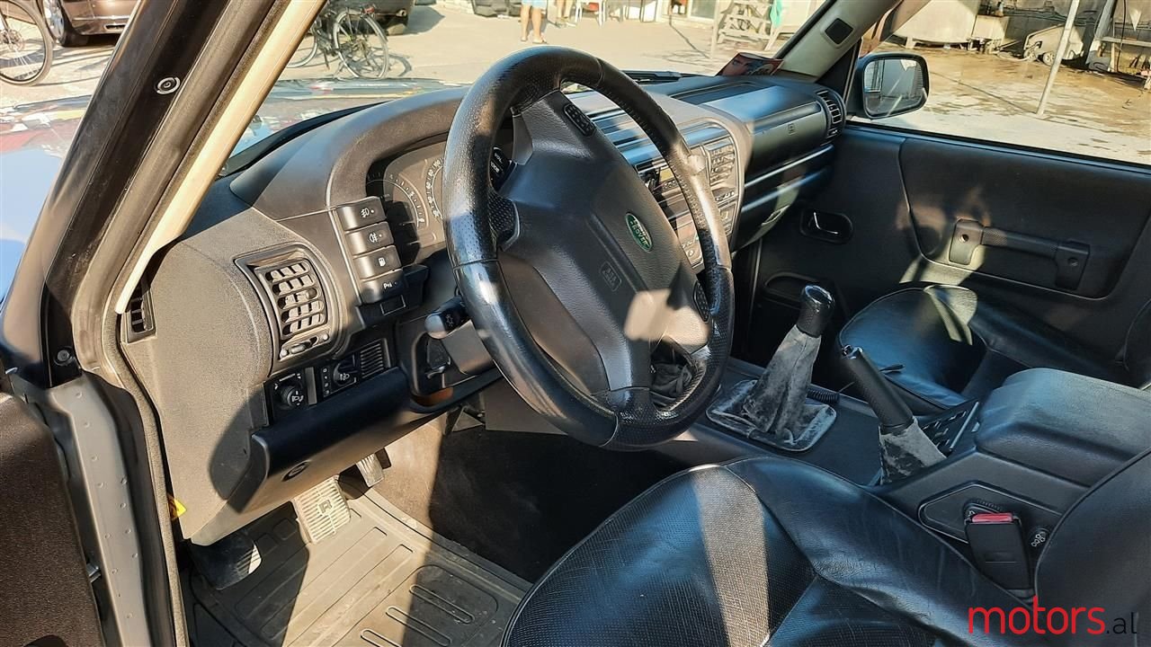 2002' Land Rover Discovery photo #5