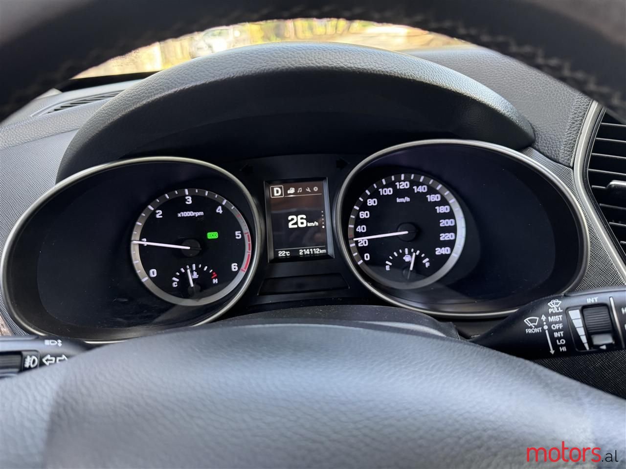 2016' Hyundai Santa Fe photo #3