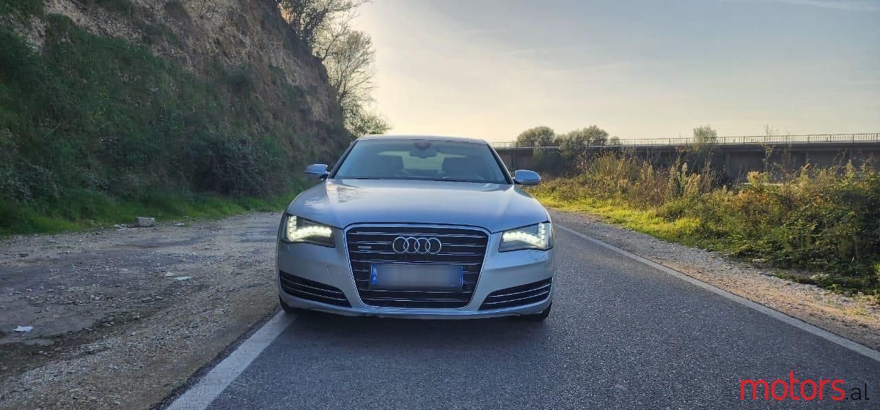 2011' Audi A8 photo #1