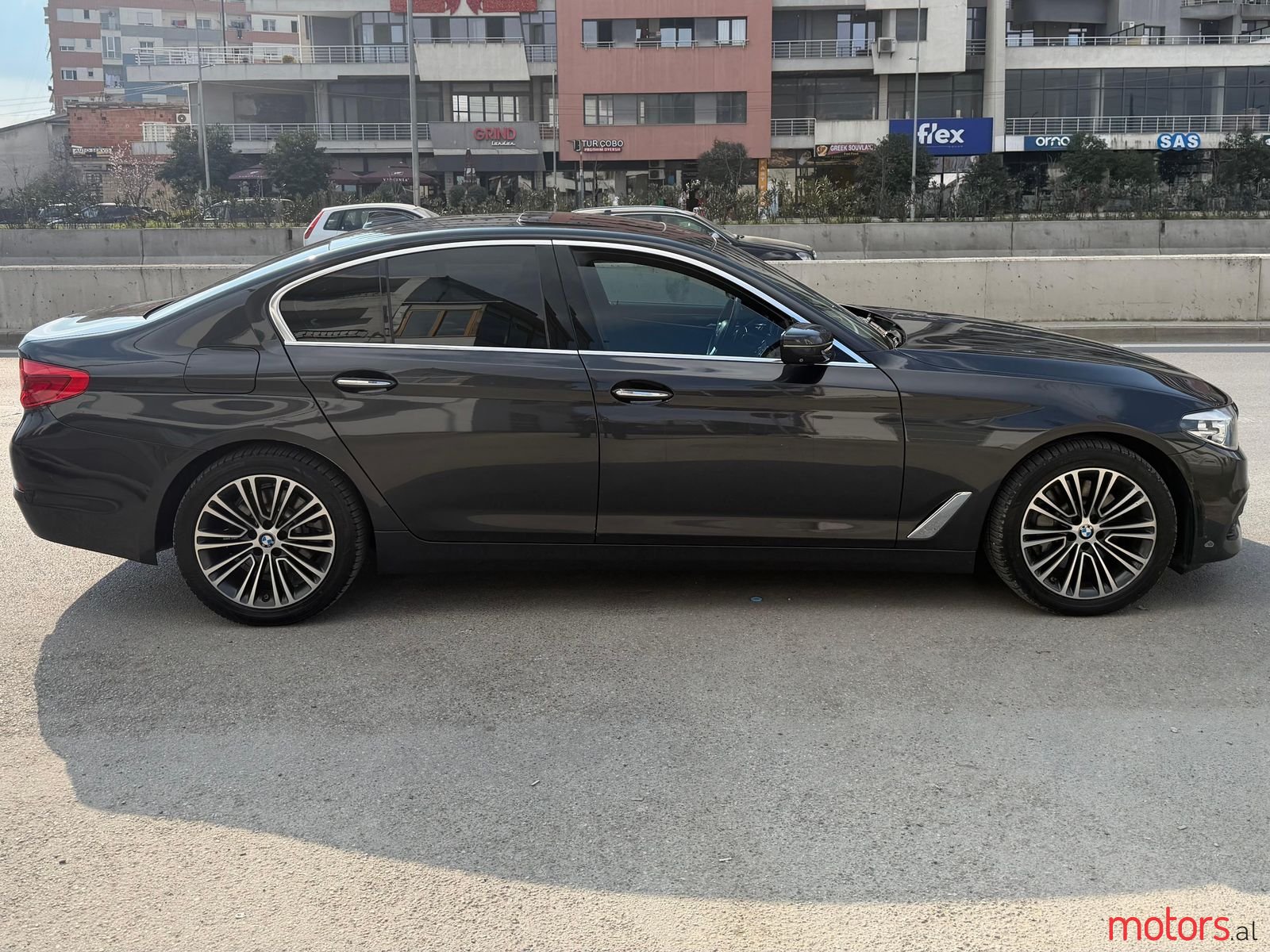 2018' BMW 520 photo #3