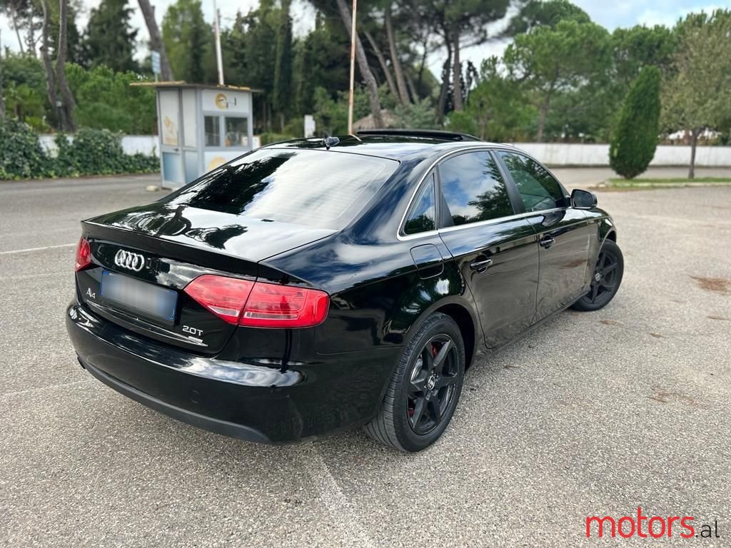 2010' Audi A4 photo #2