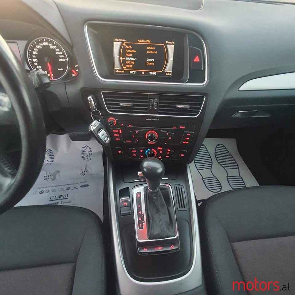 2010' Audi Q5 photo #4