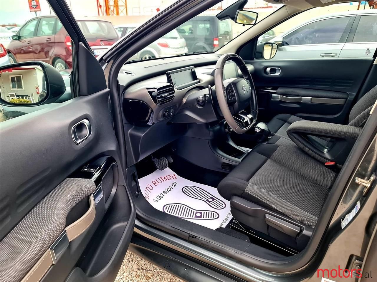 2015' Citroen C4 photo #5