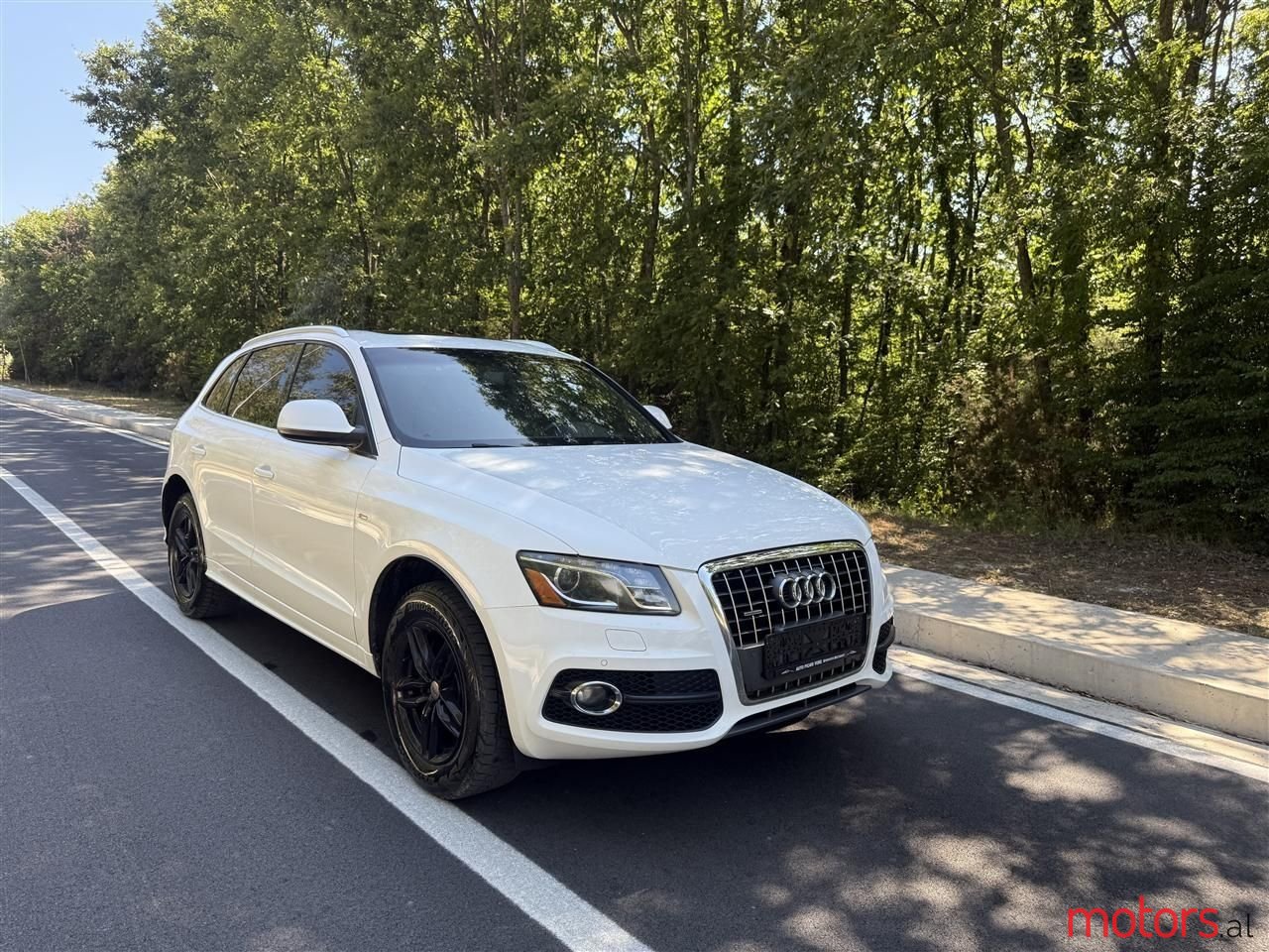2011' Audi Q5 photo #3