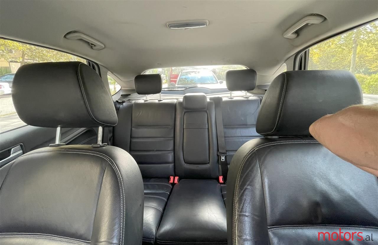 2008' Ford Focus photo #2