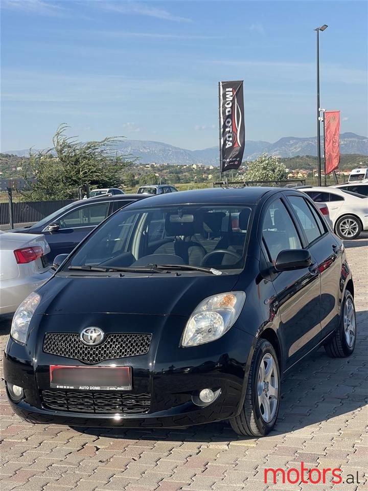 2007' Toyota Yaris photo #4