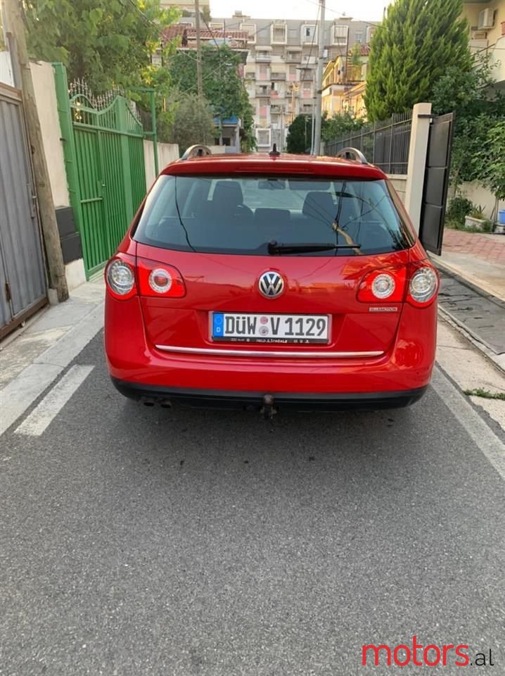 2008' Volkswagen Passat photo #4