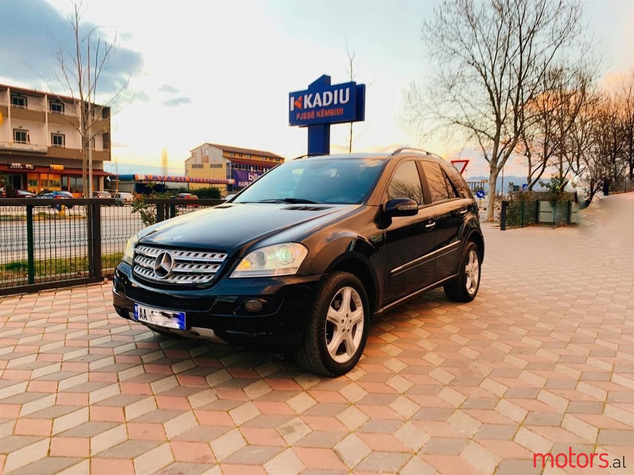 2007' Mercedes-Benz ML 320 photo #1