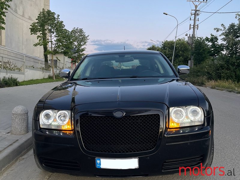 2008' Chrysler 300C photo #1