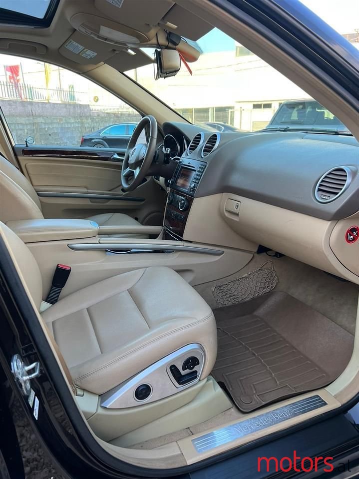 2011' Mercedes-Benz ML 350 photo #2