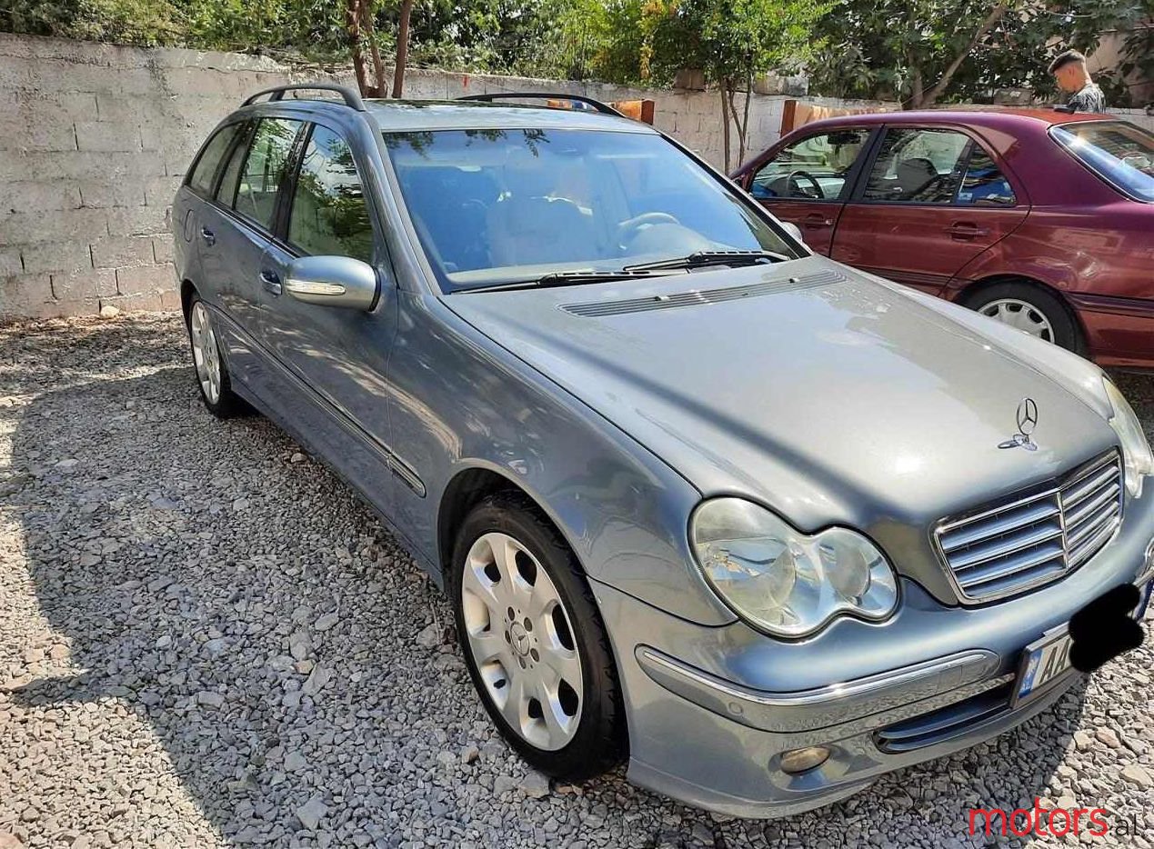 2005' Mercedes-Benz C 220 photo #1
