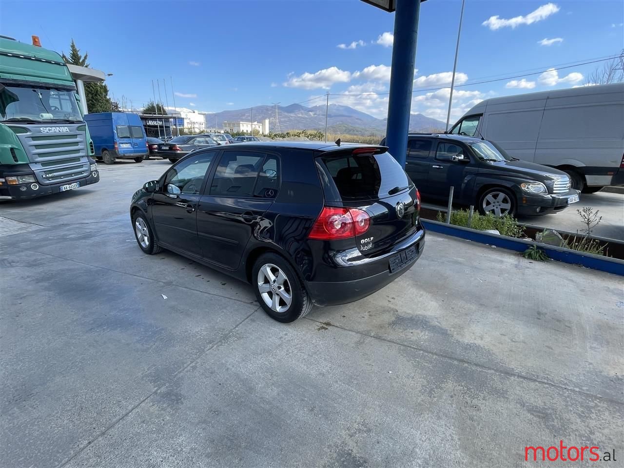 2007' Volkswagen Golf photo #5