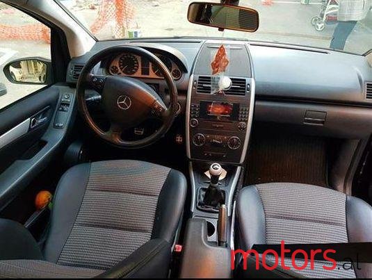 2006' Mercedes-Benz A 150 photo #1