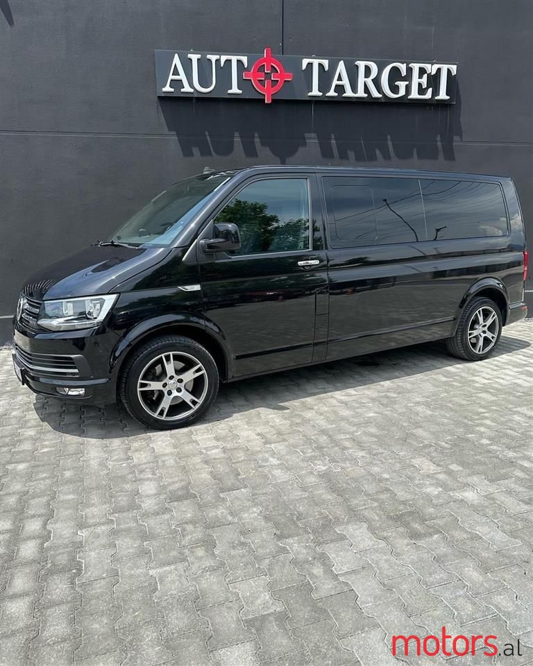 2009' Volkswagen T5 Caravelle photo #2