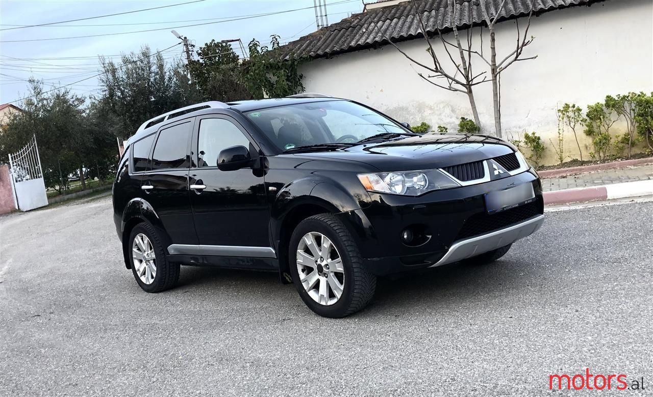 2008' Mitsubishi Outlander photo #5