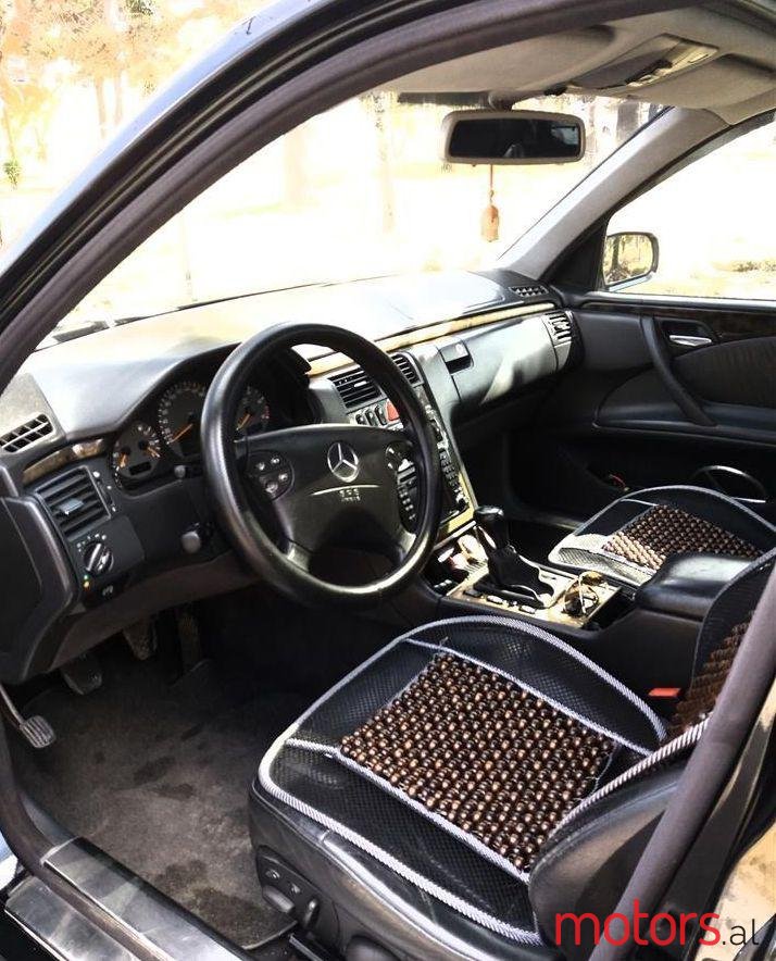 2001' Mercedes-Benz E 200 photo #2