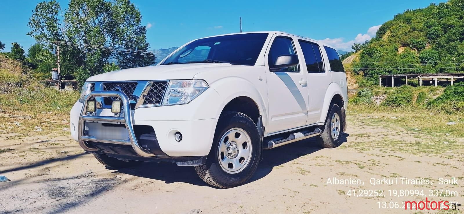 2008' Nissan Pathfinder photo #1