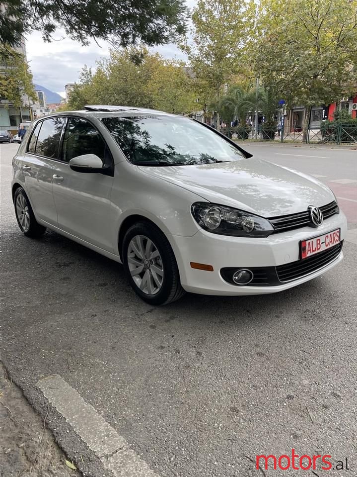 2012' Volkswagen Golf photo #1