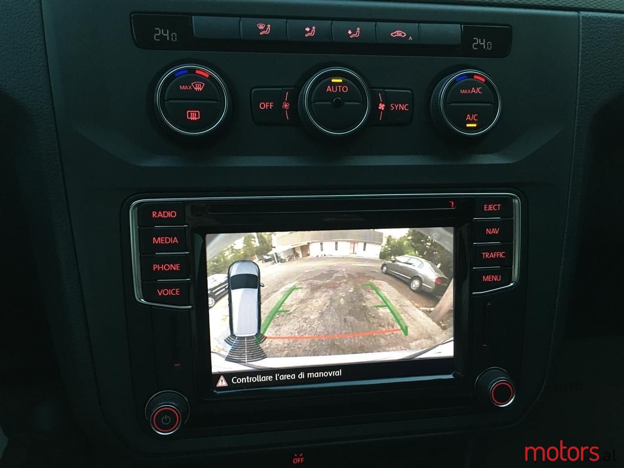 2017' Volkswagen Caddy photo #4