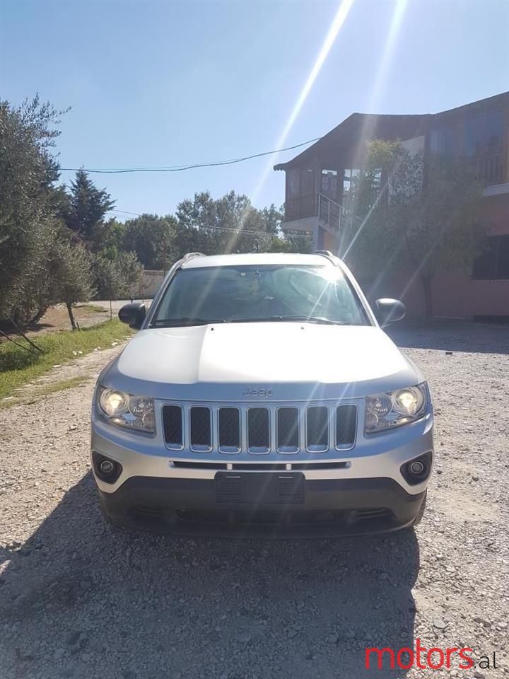 2011' Jeep Compass photo #1