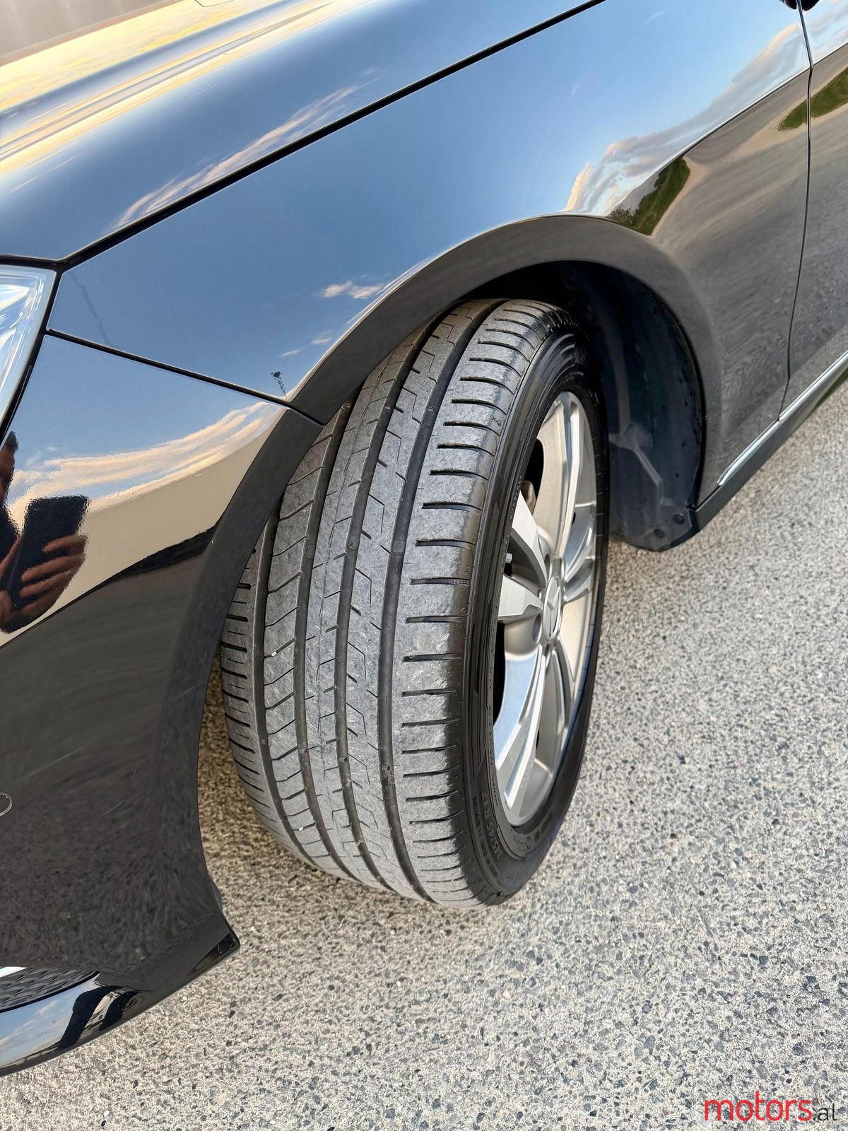 2014' Mercedes-Benz E 220 photo #2