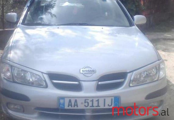 2002' Nissan Almera photo #1