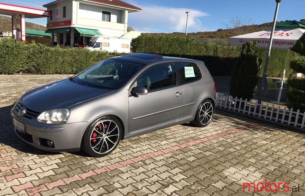 2007' Volkswagen Golf photo #1