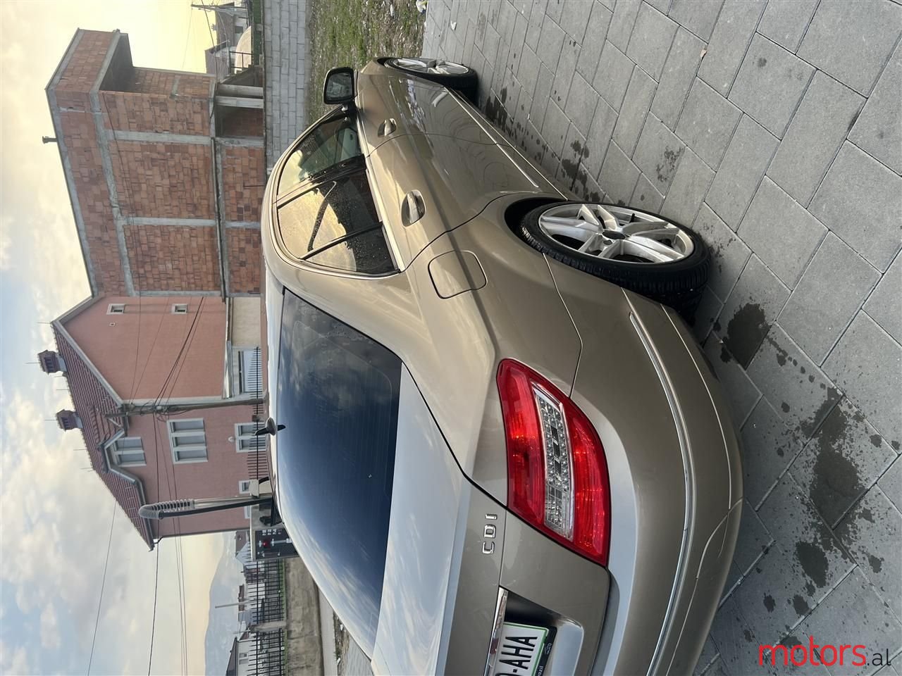 2008' Mercedes-Benz 220 photo #2