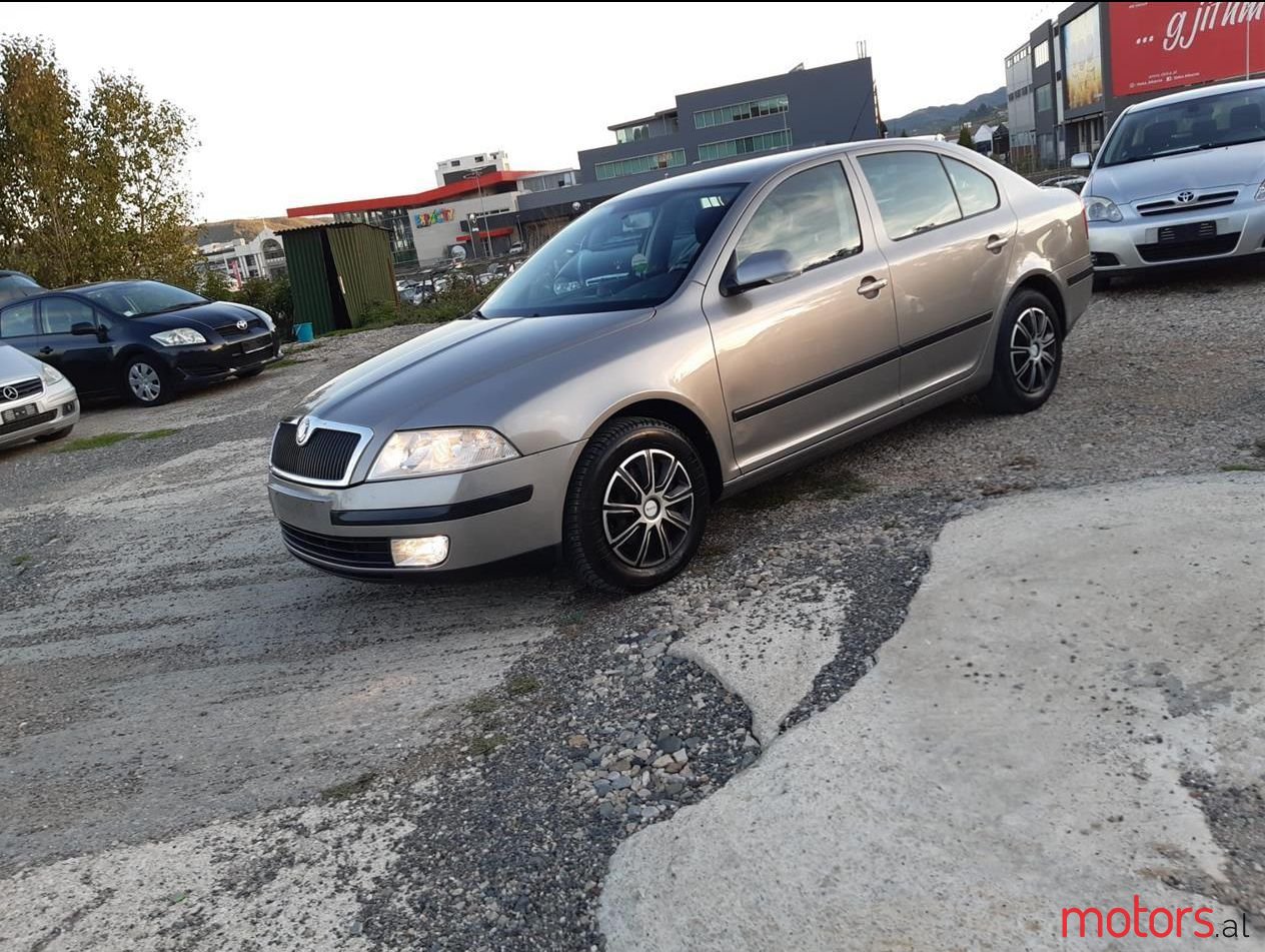 2007' Skoda Octavia photo #1