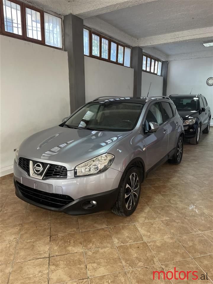 2013' Nissan Qashqai photo #1