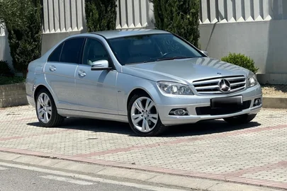 2010' Mercedes-Benz C 200