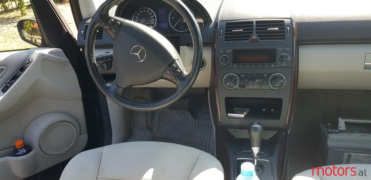 2005' Mercedes-Benz A 180 photo #2