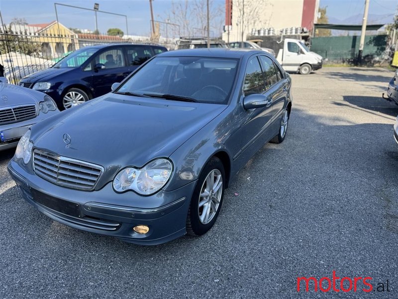 2006' Mercedes-Benz C 220 photo #1