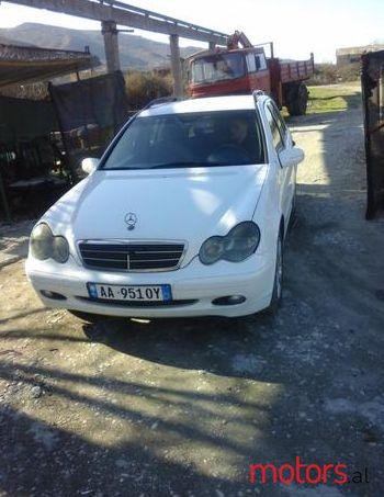 2002' Mercedes-Benz C-Class photo #2