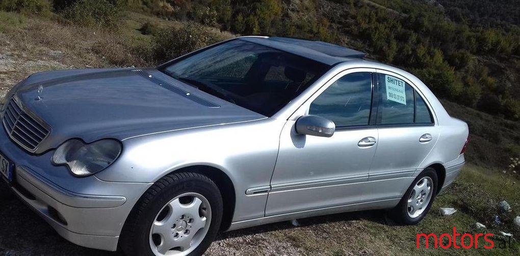 2001' Mercedes-Benz 200 photo #1