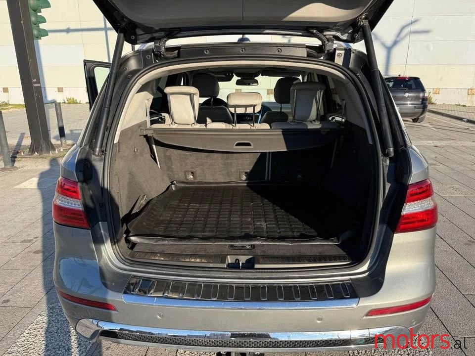 2013' Mercedes-Benz ML 350 photo #2