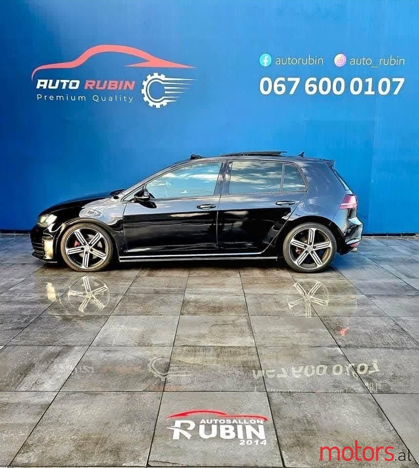 2015' Volkswagen Golf photo #4